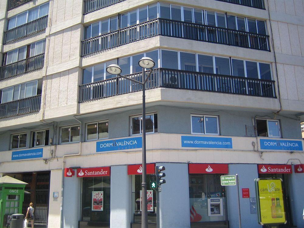 Dormavalencia Hostel Exteriör bild
